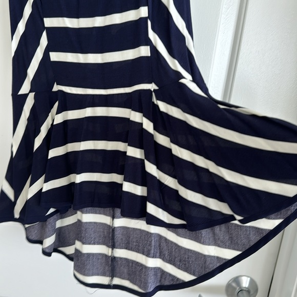 Xhilaration Striped Peplum Top Sz L - Picture 3 of 5